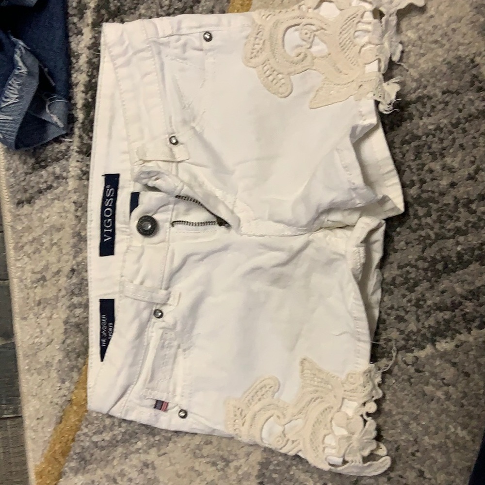 White shorts never worn size 10